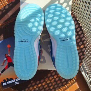 Nike SB Dunk Low Futura Laboratories Bleached Aqua